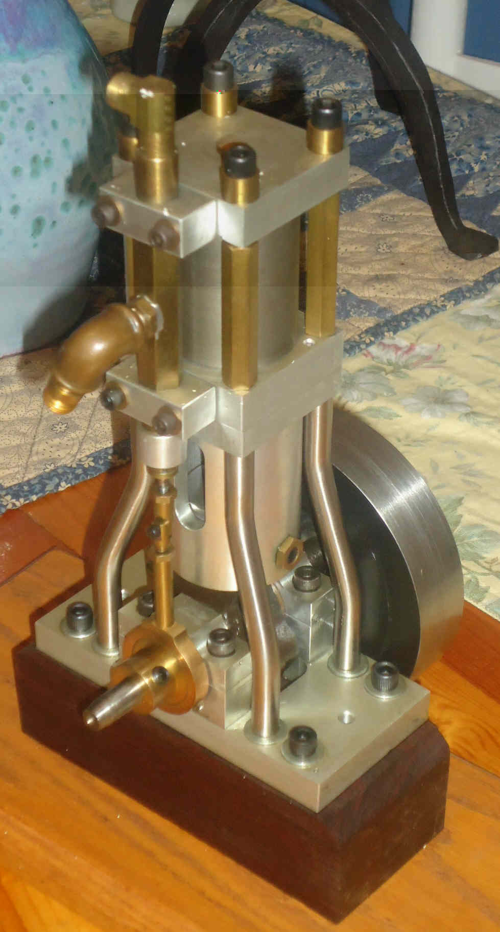 Flywheel is about 4 inch diameter.