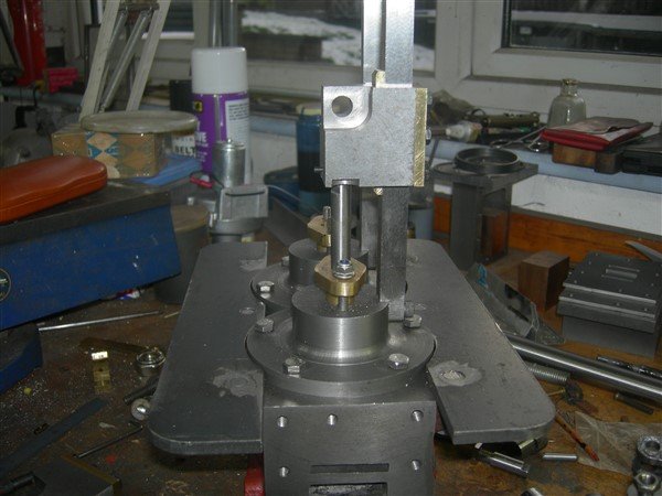 Crossheads (20) (600 x 450).jpg