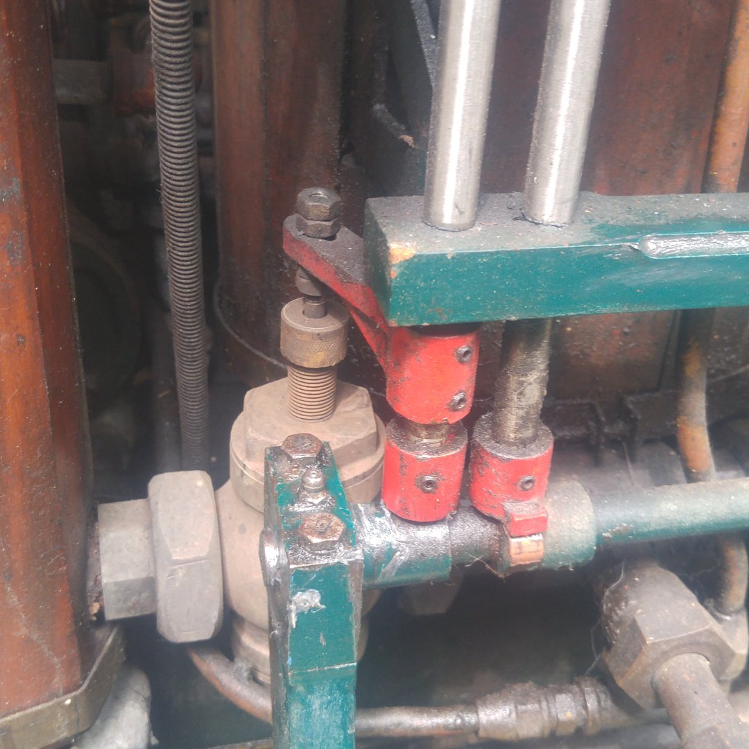 Pic 1 Defective Intake Valve
