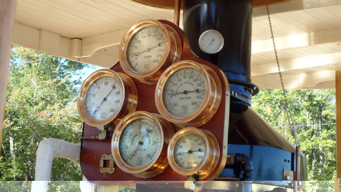 Wow, I guess a Pilot at the Helm is required here, as the power plant would distract the Engineer!