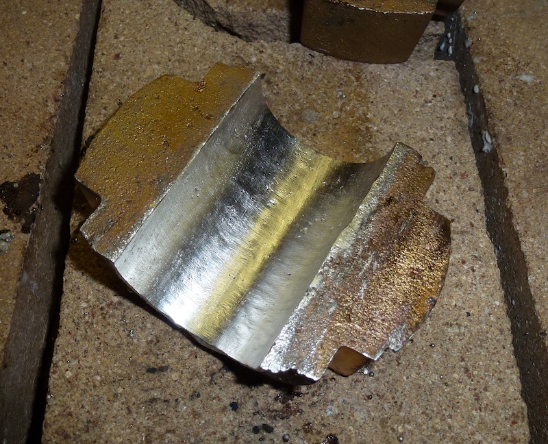 Tinned lower con-rod casting