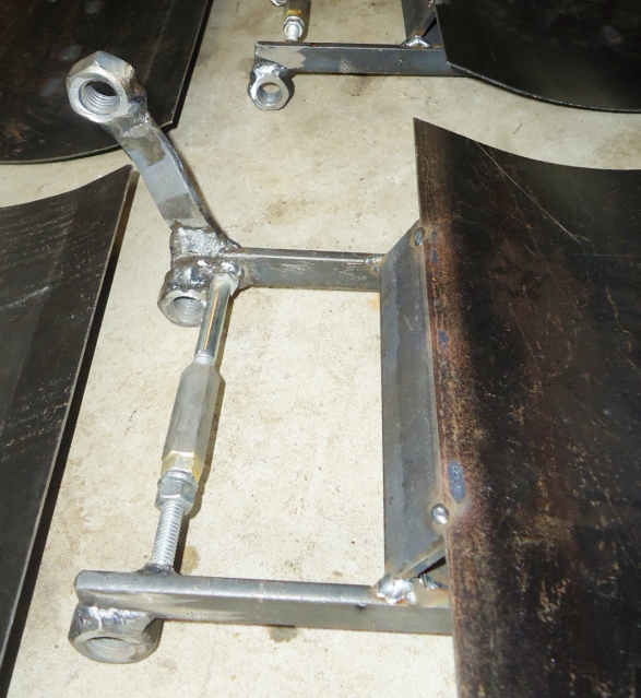 Compound Screw Adjuster